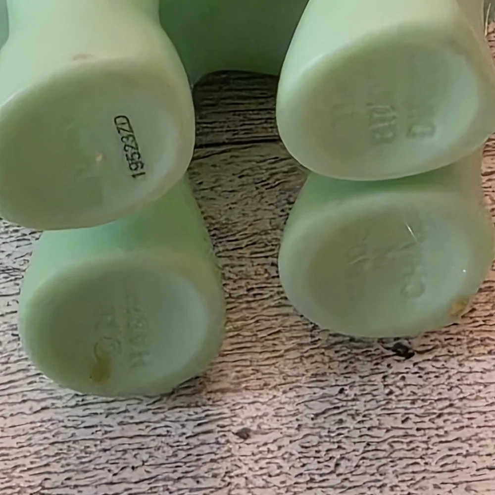 My Little Pony Green Figure with White Hair - Picture 5 of 5